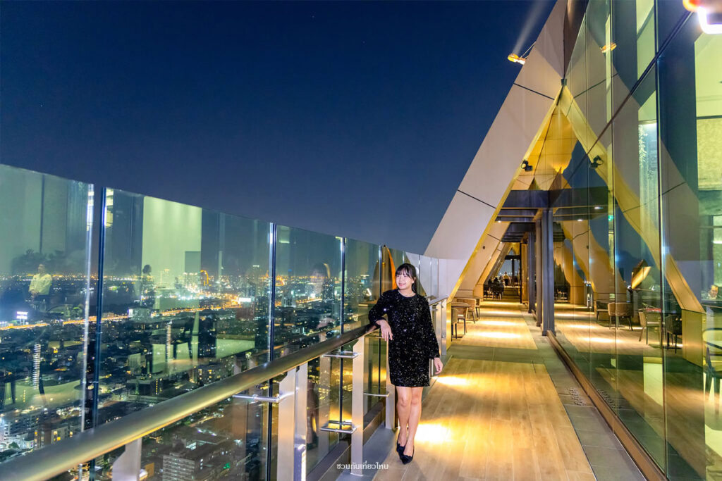 ร้านอาหารและรูฟท็อป Level 50 by SEE FAH บนชั้น 50 โรงแรมแกรนด์ เซนเตอร์ พอยต์ ลุมพินี กรุงเทพ