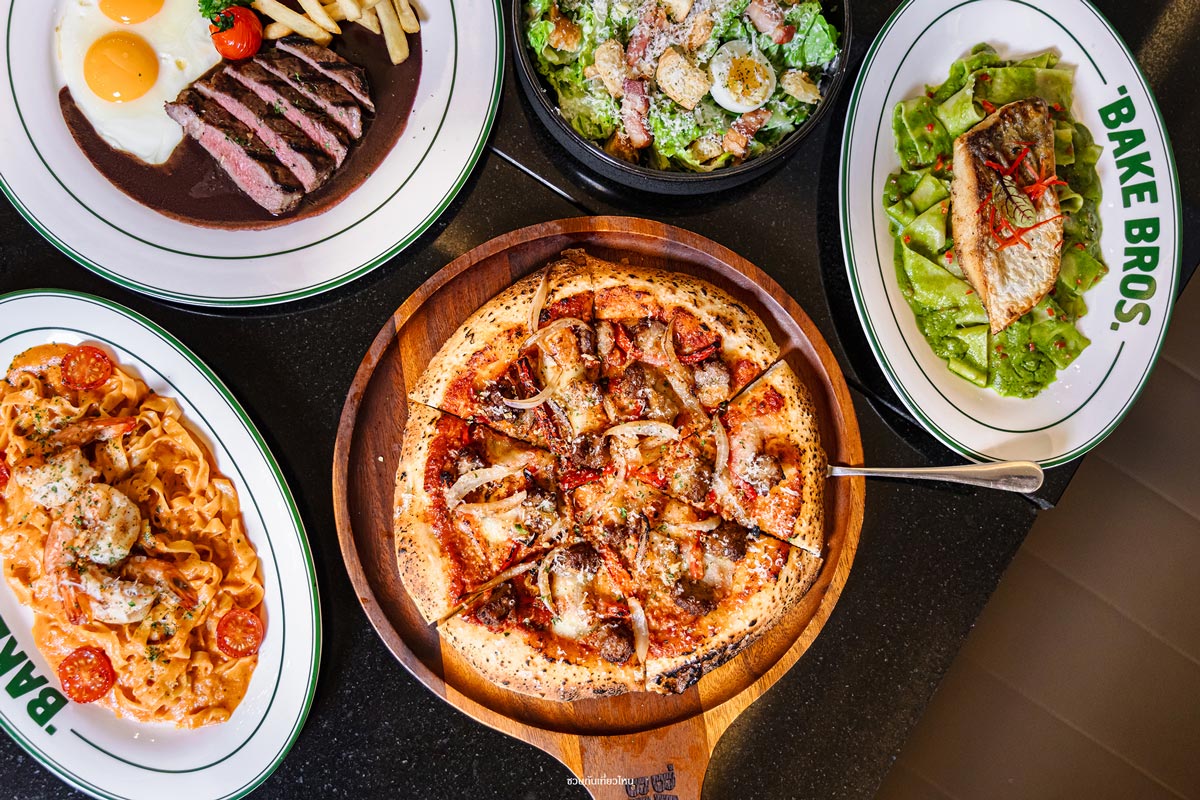 พิซซ่าหน้าไส้กรอกอิตาเลียน Italian Sausage Pizza ขอบแป้งพองกรอบ ร้าน BAKE BROS